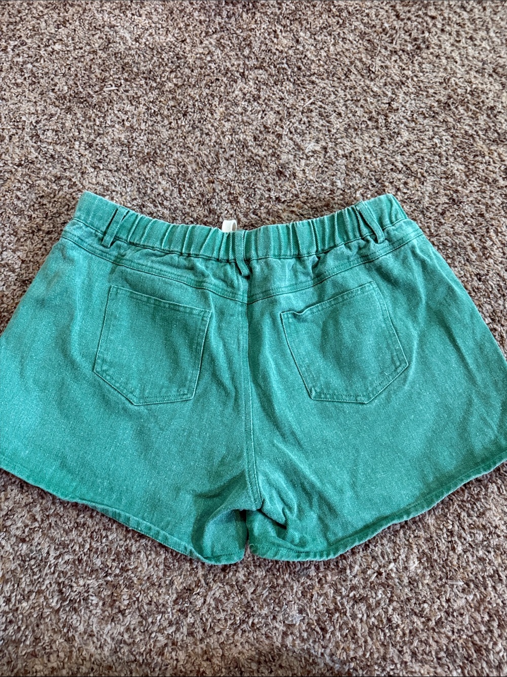 Women's Green Drawstring Shorts with Front Pockets - Picture 4 of 4